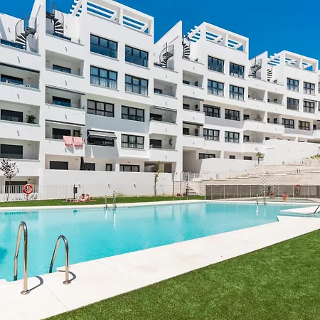 Solarium Penthouse Walk To & Old Town