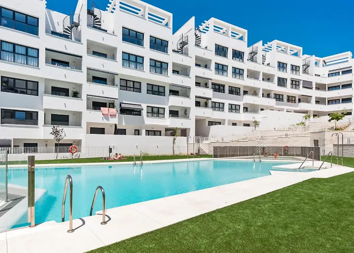 Solarium Penthouse Walk To & Old Town