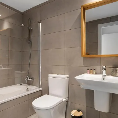 Solarium Penthouse Walk To & Old Town * エステポナ