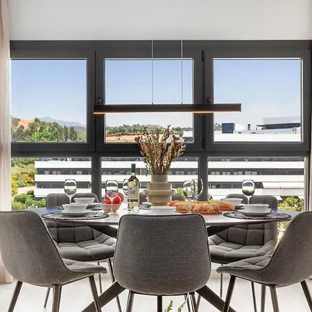 Solarium Penthouse Walk To & Old Town Apartman