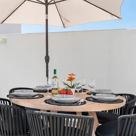 Lejlighed Solarium Penthouse Walk To & Old Town