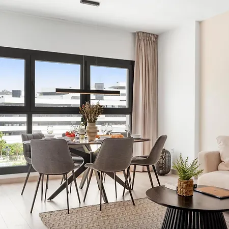 Solarium Penthouse Walk To & Old Town Lejlighed *